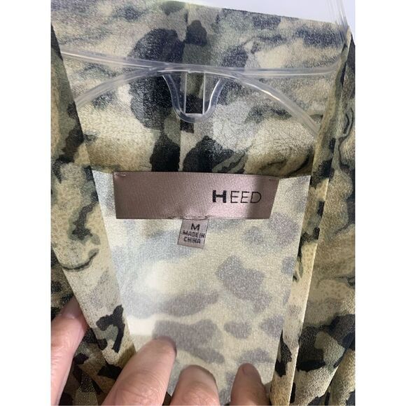 Heed by Robert Rodriguez Olive Animal Print Blouse Size M - Picture 5 of 7